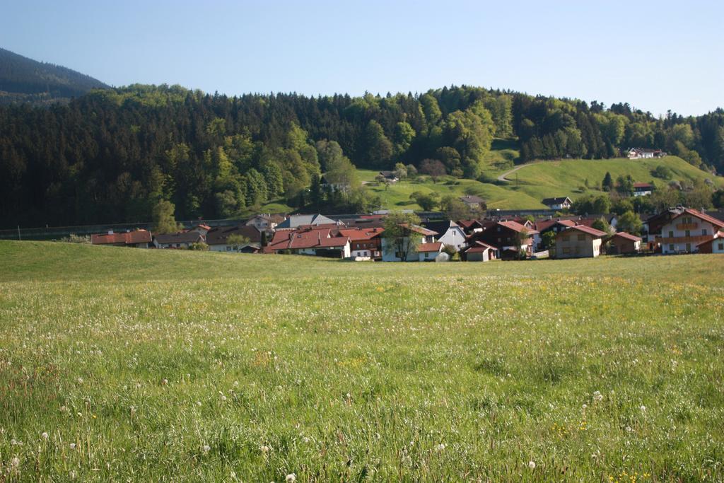 Ferienwohnungen Neukirchen Neukirchen am Teisenberg Buitenkant foto